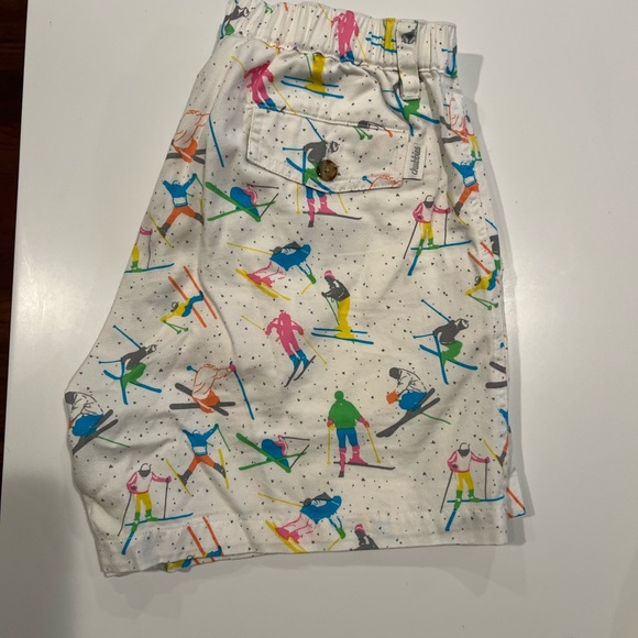 FIVE Tipsy Elves and Chubbies men’s shorts L and M - Picture 2 of 15